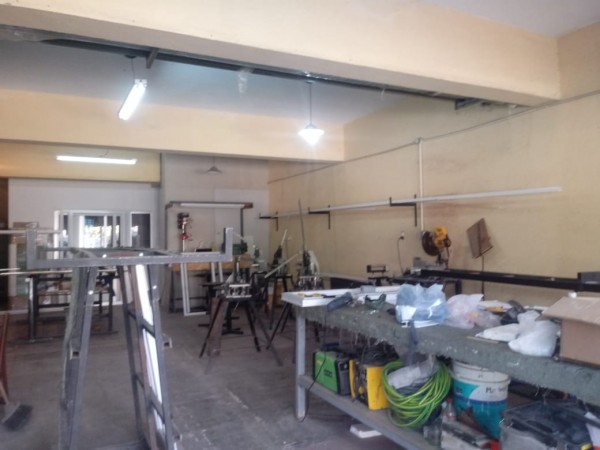 GALPON +LOCAL CON OFICINA A LA VENTA. OPORTUNIDAD!!!!