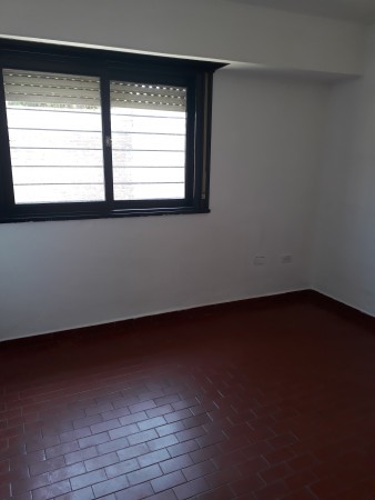 CASA EN VENTA EN BARRIO ROSEDAL , 3 DORM. APTA CREDITO HIPOTECARIO!!!!!
