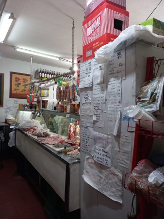 GALPON +SALON A LA VENTA SOBRE AVDA ALEM, EXCELENTE UBICACION Y OPORTUNIDAD!!!!