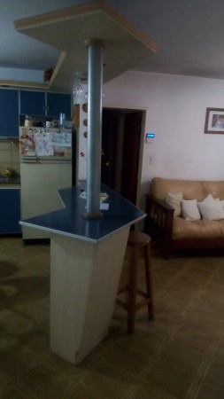 CASA EN VENTA 3 DORM. EXCELENTE UBICACIÓN EN B° POETA LUGONES