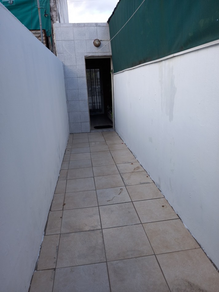 ALQUILO CASA INTERNA 2 DORM. B° YOFRE NORTE!!!!!