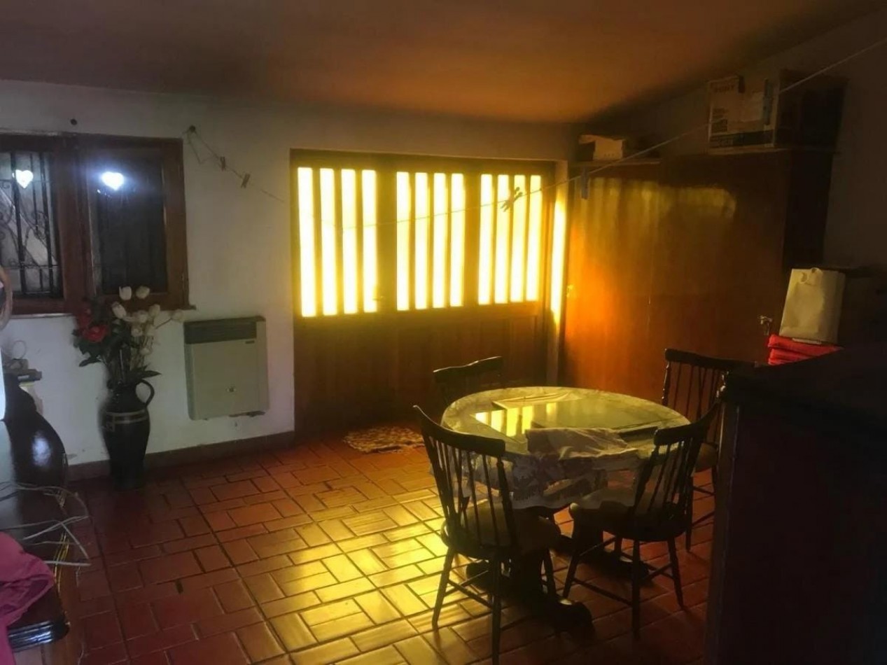 CASA CON QUINCHO EN VENTA BARRIO MARQUES DE SOBREMONTES . OPORTUNIDAD!!!!!! 
