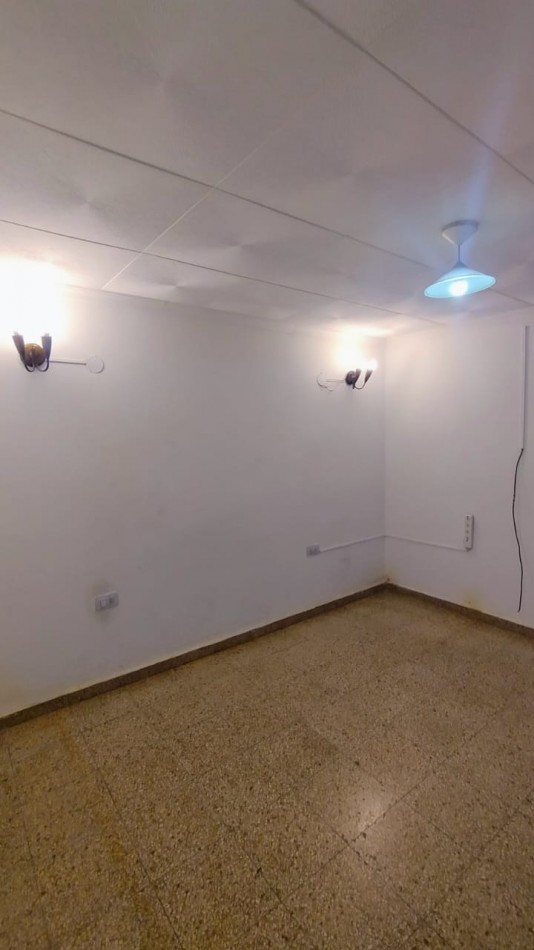 CASA + DPTO EN VENTA EN B° YOFRE NORTE, APTA CREDITO. EXCELENTE UBICACION Y OPORTUNIDAD!!!!!