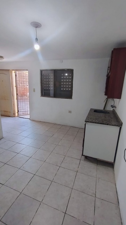 CASA + DPTO EN VENTA EN B° YOFRE NORTE, APTA CREDITO. EXCELENTE UBICACION Y OPORTUNIDAD!!!!!