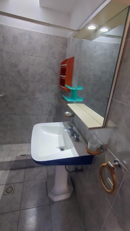 CASA + DPTO EN VENTA EN B° YOFRE NORTE, APTA CREDITO. EXCELENTE UBICACION Y OPORTUNIDAD!!!!!