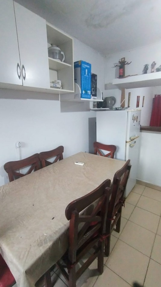 CASA EN VENTA DOS DORM. B° VILLA LOS PINOS