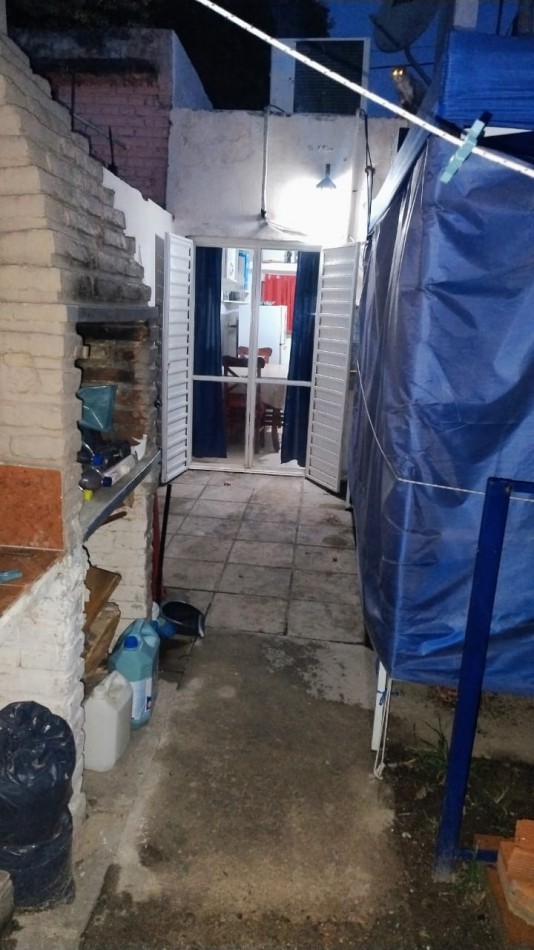 CASA EN VENTA DOS DORM. B° VILLA LOS PINOS