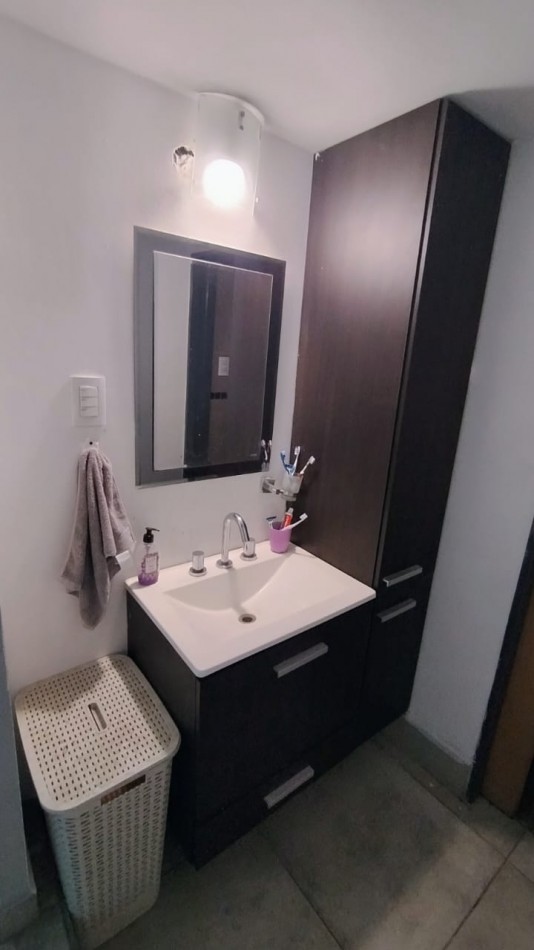 HERMOSA PROPIEDAD EN VENTA 2 DORM. EN BARRIO CON SEGURIDAD. VILLA ESQUIU!!!!