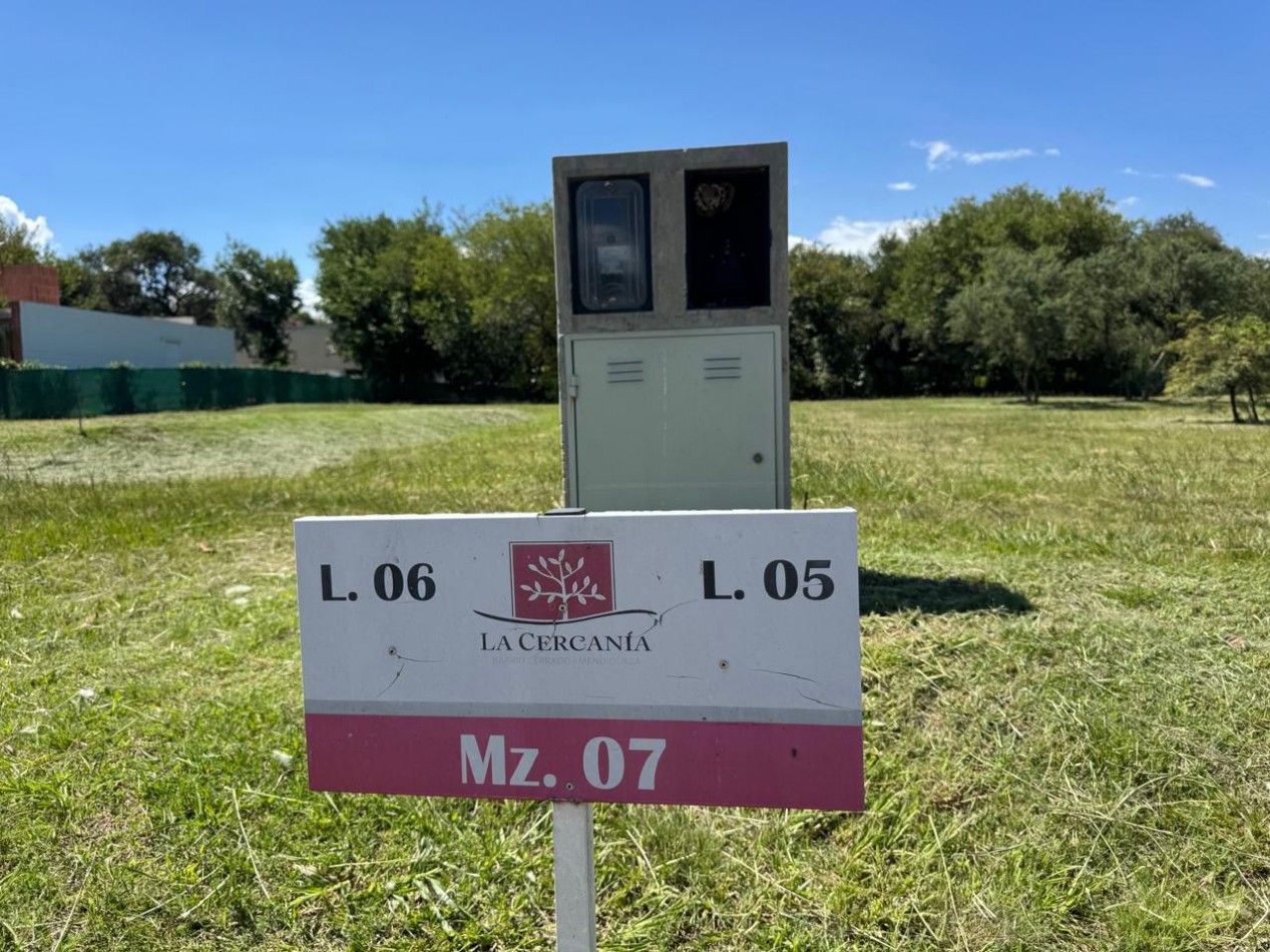 LOTE EN VENTA DE 1000M2 BARRIO LA CERCANIA MENDIOLAZA!!!!!