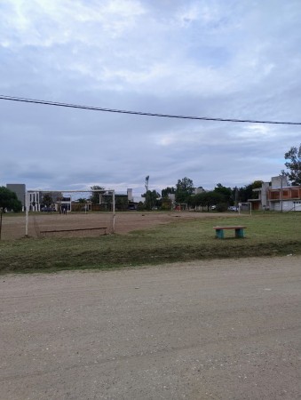 LOTE EN VENTA DE 250M2 EN BARRIO CON SEGURIDAD!!!