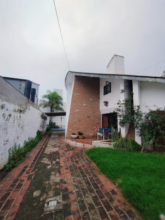 CASA EN VENTA 3 DORM. EN BARRIO TABLADA PARK, EXCELENTE UBICACIÓN!!!!!!