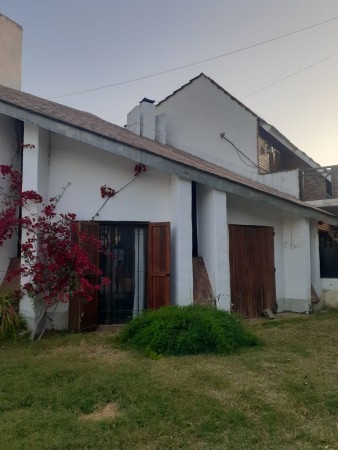 CASA EN VENTA 3 DORM. EN BARRIO TABLADA PARK, EXCELENTE UBICACIÓN!!!!!!