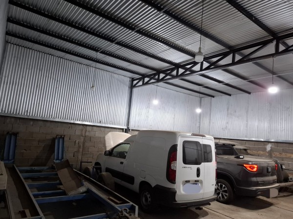 LOTE CON GALPON EN VILLA ESQUIU, BARRIO CON SEGURIDAD!!!!