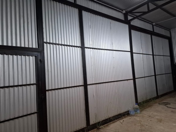 LOTE CON GALPON EN VILLA ESQUIU, BARRIO CON SEGURIDAD!!!!