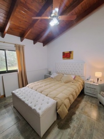 HERMOSA PROPIEDAD SOBRE LOTE DE 8000MTRS2, EN CUESTA BLANCA!!!!