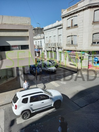 DPTO  EN ALQUILER 3 DORM. CENTRO