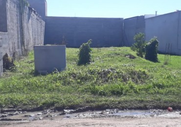 LOTE EN VENTA EN VILLA ESQUIU, BARRIO SILOE