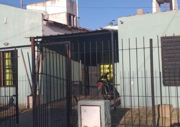 CASA EN VENTA 2 DORM B CENTRO AMERICA