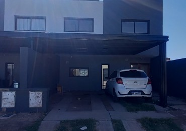 DUPLEX DE 3 DORM A EXTRENAR EN SAN IGNACIO VILLAGE!!!!