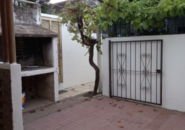 ALQUILO CASA INTERNA 2 DORM. B° YOFRE NORTE!!!!!
