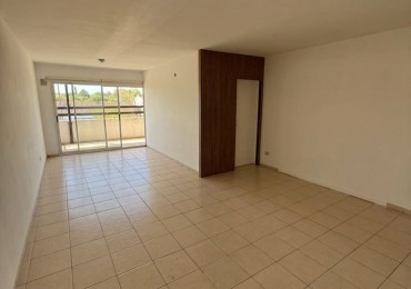 OFICINA EN ALQUILER PLANTA ALTA SOBRE RECTA MARTINOLLI