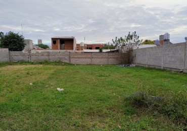 LOTE EN VENTA DE 250M2 EN BARRIO CON SEGURIDAD!!!
