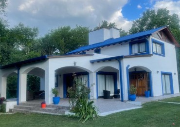 HERMOSA PROPIEDAD SOBRE LOTE DE 8000MTRS2, EN CUESTA BLANCA!!!!